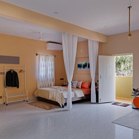 Moonlight Manor- Luxury Escape Villa Bangalore Exteriör bild