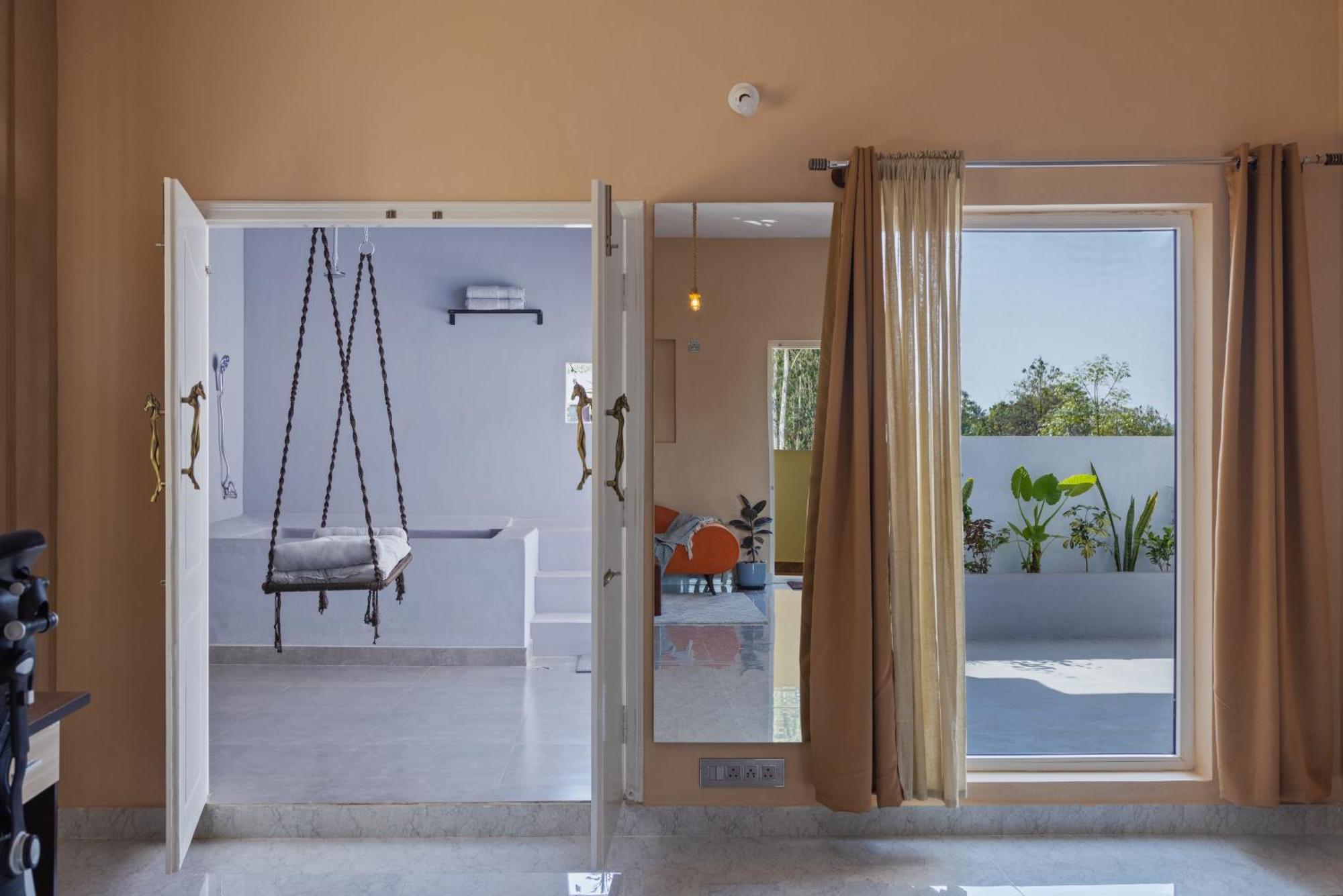 Moonlight Manor- Luxury Escape Villa Bangalore Exteriör bild
